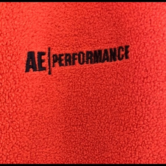 ✋AE American Eagle Men Performance Fleece Vest UT Football Texas Austin TX - Picture 4 of 4